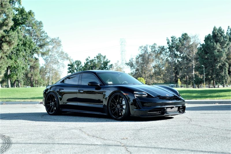 Taycan Turbo